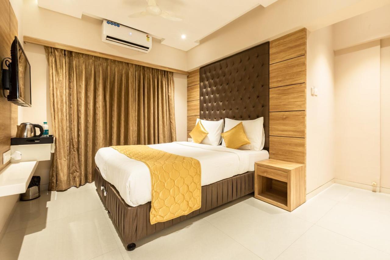 Hotel Pacific Residency - Andheri Mumbai Exterior photo