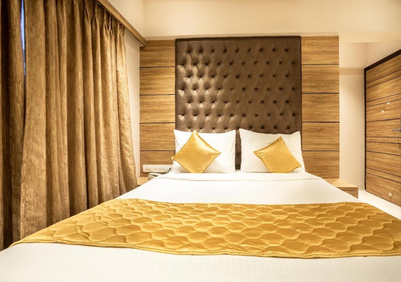 Hotel Pacific Residency - Andheri Mumbai Exterior photo